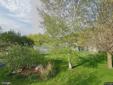 Queens, ALEXANDRIA, MN 56308