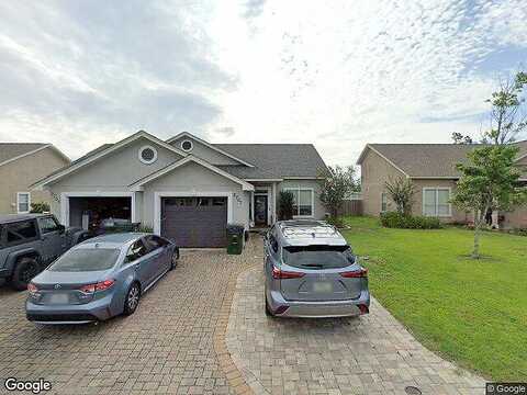 Ashlee, LYNN HAVEN, FL 32444