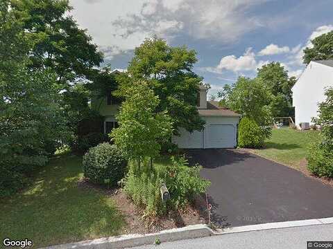 Tiffany, HARRISBURG, PA 17112