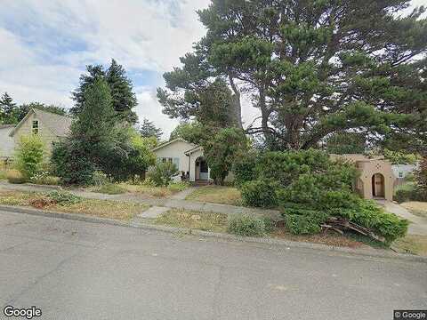 7Th, COOS BAY, OR 97420