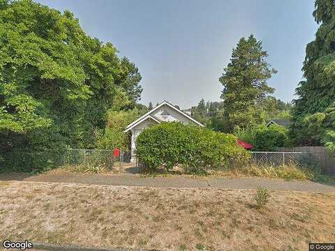 40Th, SEATTLE, WA 98136