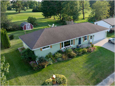 Fairview, HARTFORD, WI 53027
