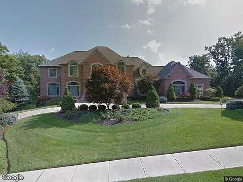 Jennifer, GIBSONIA, PA 15044