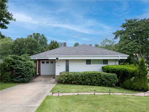 Rolling Hills, PITTSBURGH, PA 15236