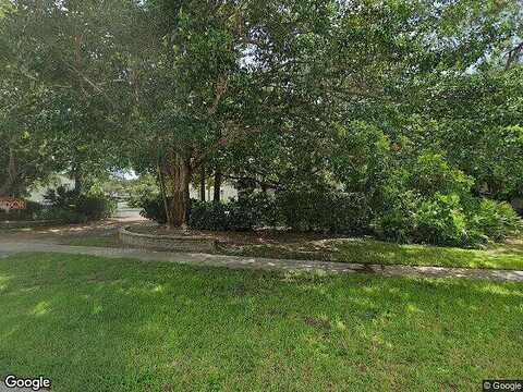 Kings Lake, NAPLES, FL 34112