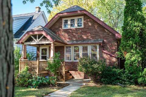 65Th, MILWAUKEE, WI 53213
