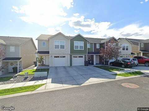 8Th, HERMISTON, OR 97838