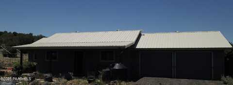 1155 W Half Moon Court, Ash Fork, AZ 86320