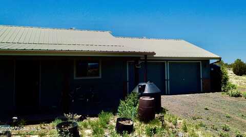 1155 W Half Moon Court, Ash Fork, AZ 86320