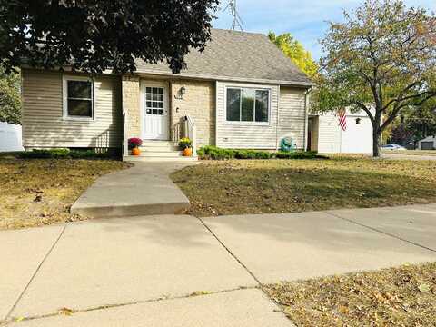 15Th, SAINT CLOUD, MN 56301
