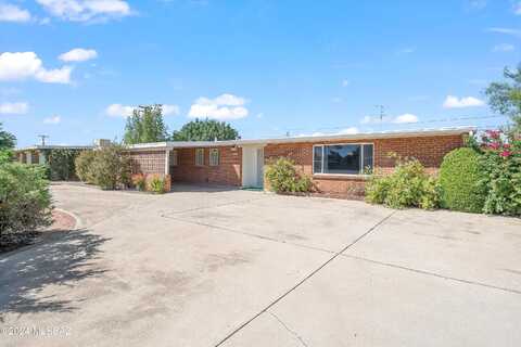 Calle Betelgeux, TUCSON, AZ 85710