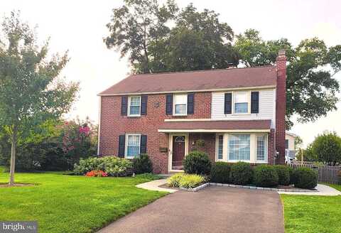 Roseland, JENKINTOWN, PA 19046