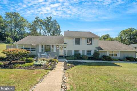 Cambridge, BROOKHAVEN, PA 19015