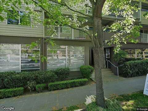 Latona, SEATTLE, WA 98105