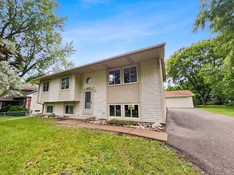 Stark, SAINT PAUL, MN 55117