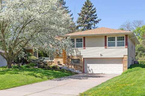 Prior, SAINT PAUL, MN 55113