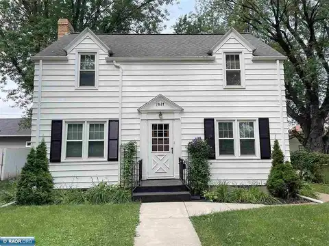 8Th, HIBBING, MN 55746