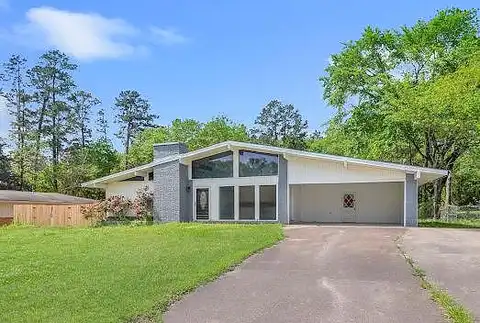 Courtney, LUFKIN, TX 75901