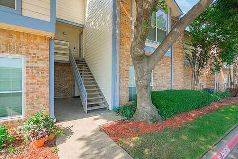 Marsh Ln, Carrollton, TX 75006