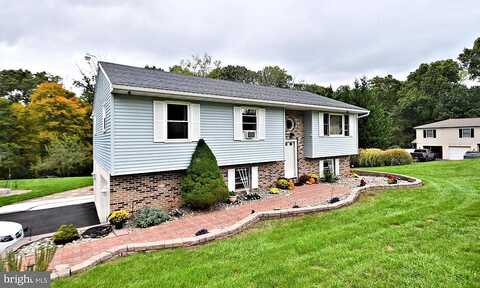 Melissa, ROYERSFORD, PA 19468