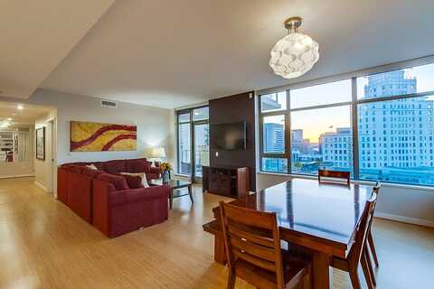 9Th Ave, San Diego, CA 92101