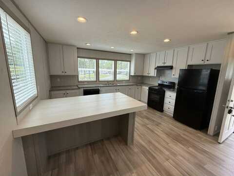 10201 W Beaver St, Jacksonville, FL 32220