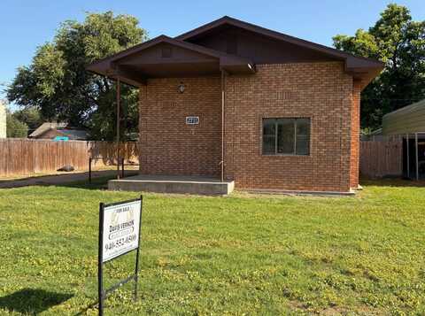 2711 Gordon Street, Vernon, TX 76384
