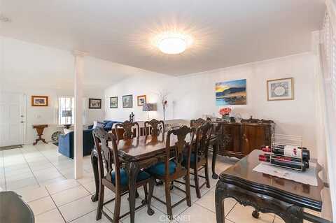 Larwin Ave, Chatsworth, CA 91311