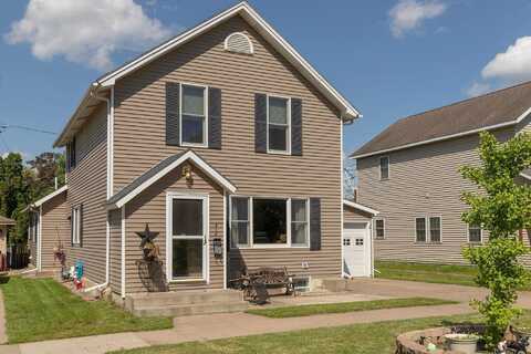 Main, WABASHA, MN 55981