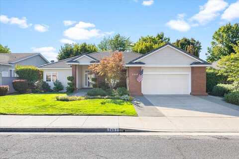 Parkway, MEDFORD, OR 97504