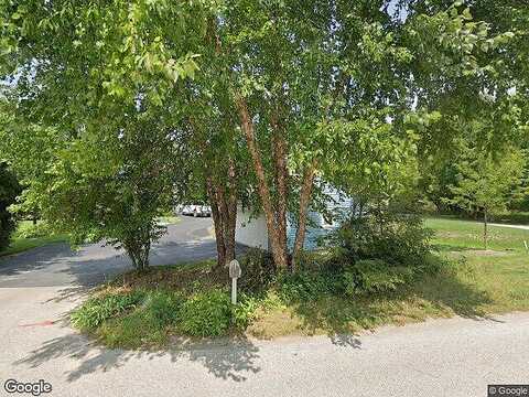 Sylvester, HARTLAND, WI 53029
