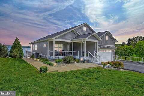 Oak Grove, MINERAL, VA 23117