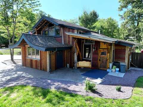 Greentree, MUSCODA, WI 53573