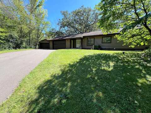 Eaglewood, SHAKOPEE, MN 55379