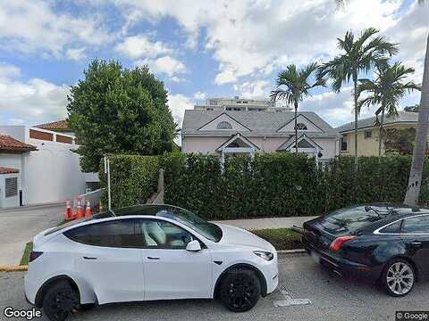 Peruvian, PALM BEACH, FL 33480
