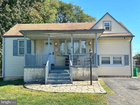 Green Lynne, LEVITTOWN, PA 19057