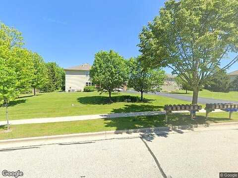 Woodview, SLINGER, WI 53086
