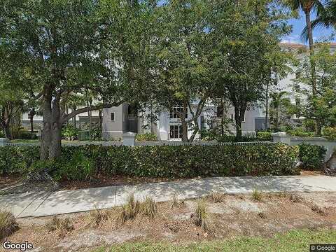 Launch Cir, Naples, FL 34108
