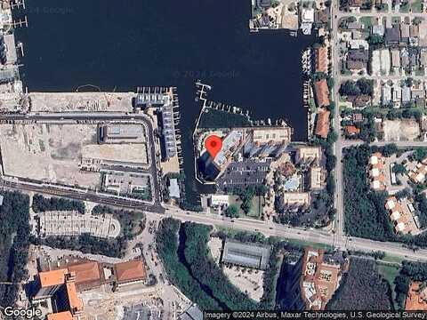 Flagship Dr, Naples, FL 34108