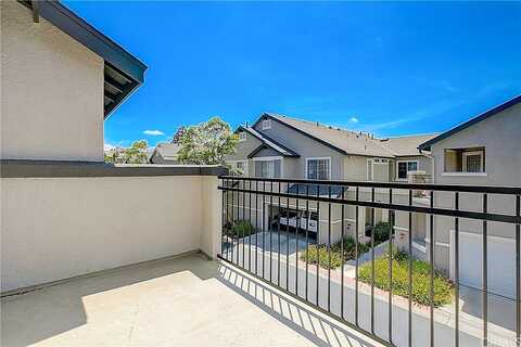 E Metcalf Cir, Orange, CA 92869