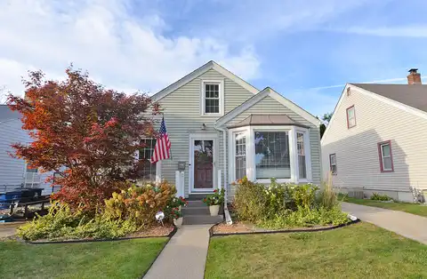 Olive, RACINE, WI 53403