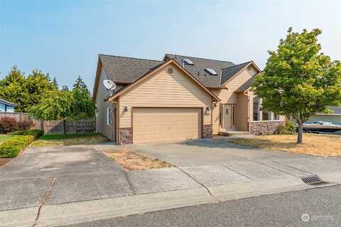 17Th, OAK HARBOR, WA 98277