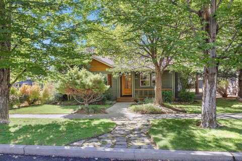 Elgin, BEND, OR 97703