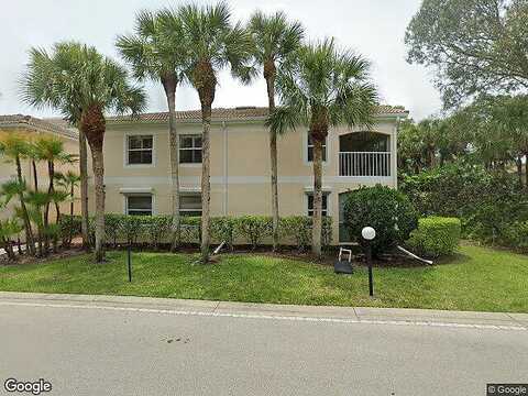 Woodshire Ln, Naples, FL 34105
