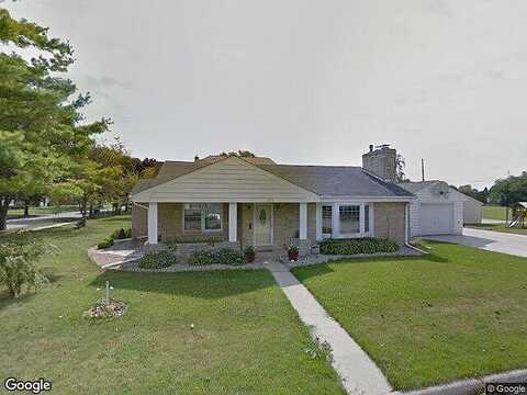 Pierre, PORT WASHINGTON, WI 53074