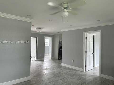 158Th, HOMESTEAD, FL 33033