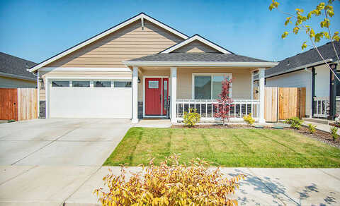 Reanna, MEDFORD, OR 97501