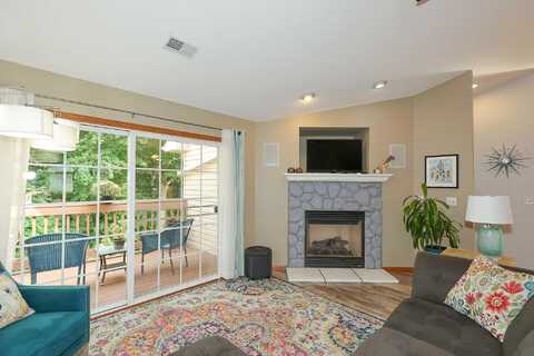 Jacobs Ridge, NEW BERLIN, WI 53146