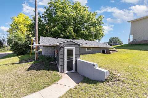 Church, BELLE PLAINE, MN 56011