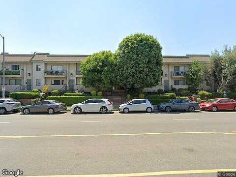 Coldwater Canyon Ave, Sherman Oaks, CA 91423
